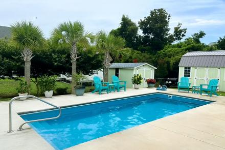 columbian-pool
